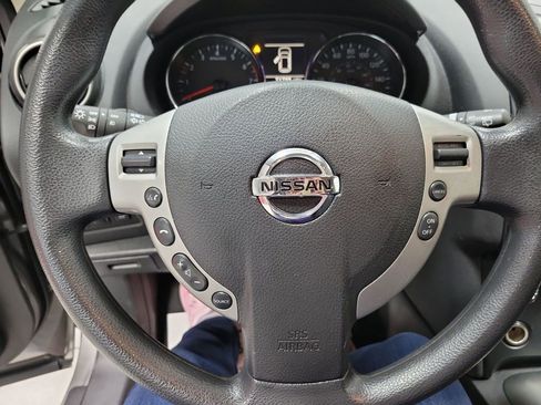 Used 2014 Nissan Rogue S w/ Convenience Package image 10