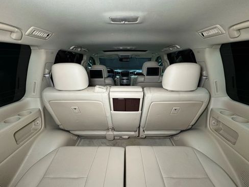 Used 2013 Lexus LX 570 4WD image 19