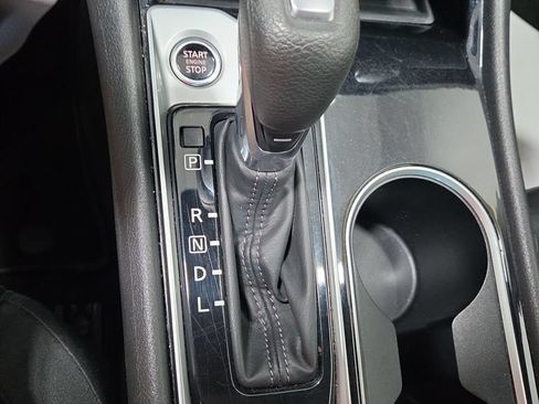 Used 2024 Nissan Altima 2.5 SV FWD image 35