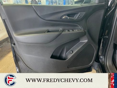 Used 2020 Chevrolet Equinox LT image 10