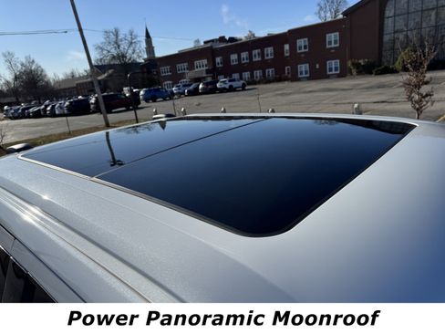 Used 2022 Ford F150 Platinum w/ Equipment Group 701A High image 11