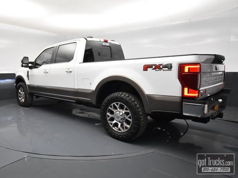 Used 2022 Ford F250 King Ranch w/ King Ranch Ultimate Package image 4