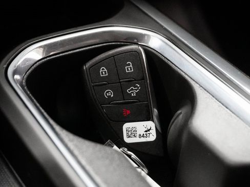 Used 2024 Chevrolet Silverado 1500 RST image 32