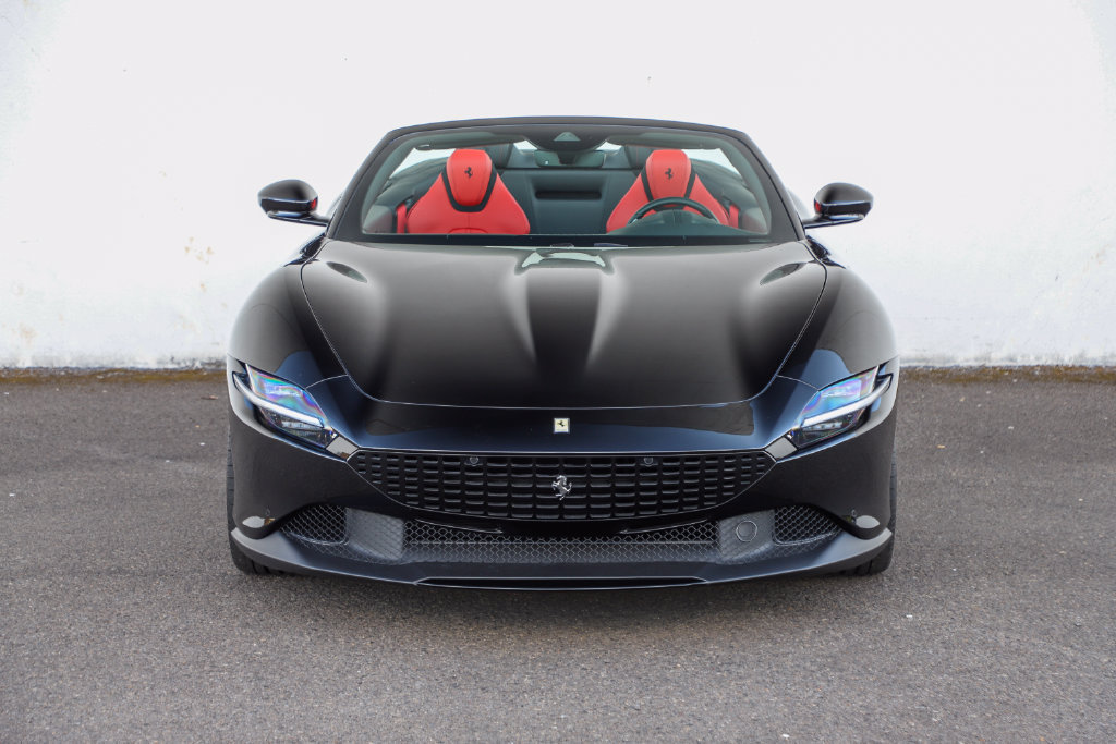 Certified 2025 Ferrari Roma Spider RWD image 15