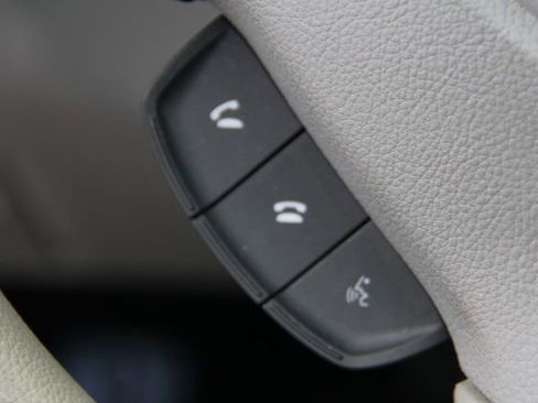 Used 2012 Subaru Forester 2.5X Premium w/ All-Weather Pkg image 18