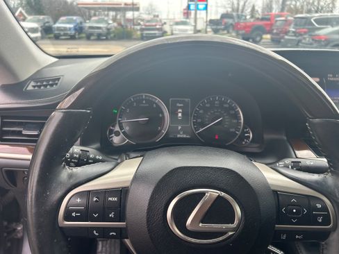 Used 2016 Lexus ES 350 image 9