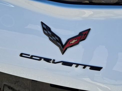 Used 2015 Chevrolet Corvette Z06 w/ 2LZ Preferred Equipment Group RWD image 22
