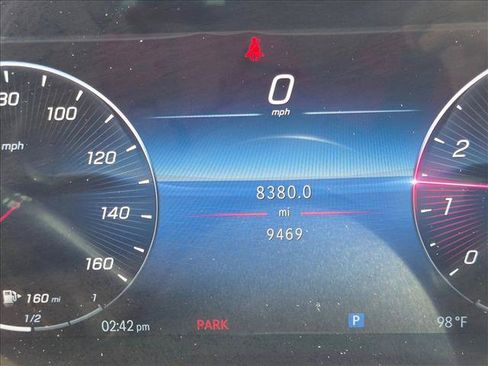 Used 2023 Mercedes-Benz C 300 4MATIC Sedan image 5