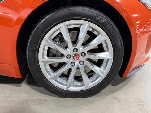 Used 2015 Jaguar F-TYPE Coupe image 21