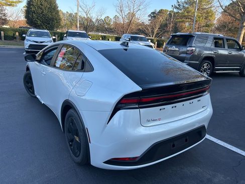 New 2026 Toyota Prius LE image 13