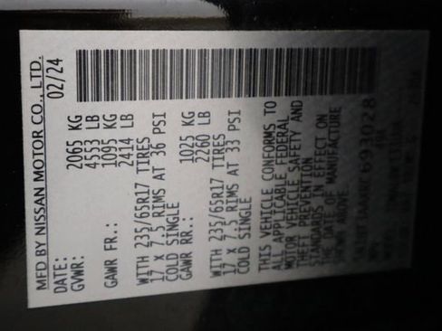 Used 2024 Nissan Rogue S image 19