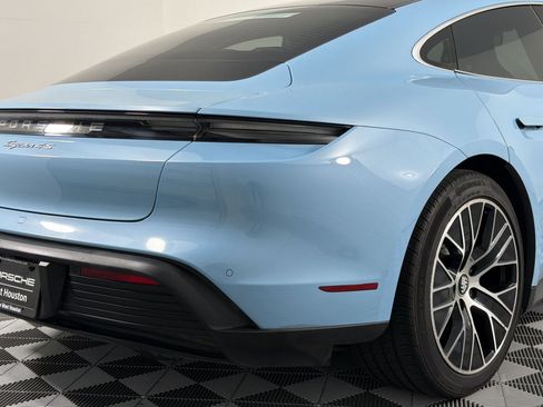 Certified 2020 Porsche Taycan 4S AWD/4WD image 10