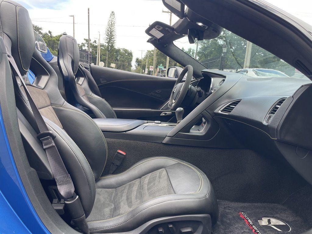 Used 2016 Chevrolet Corvette Z06 w/ 3LZ Preferred Equipment Group RWD image 25