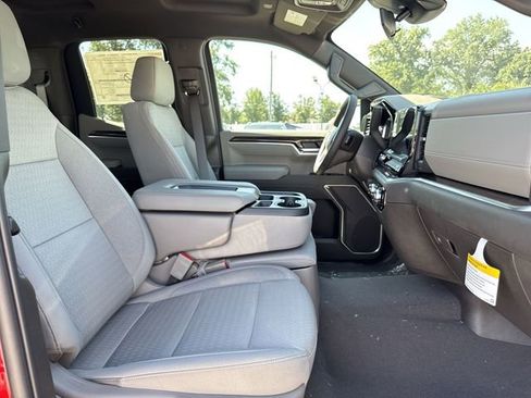 New 2026 GMC Sierra 1500 SLE w/ Preferred Package AWD/4WD image 24