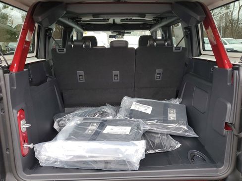 New 2025 Ford Bronco Big Bend w/ Black Diamond Package image 32