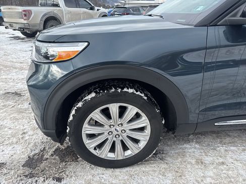 Used 2022 Ford Explorer Limited w/ Limited Technology Package image 6