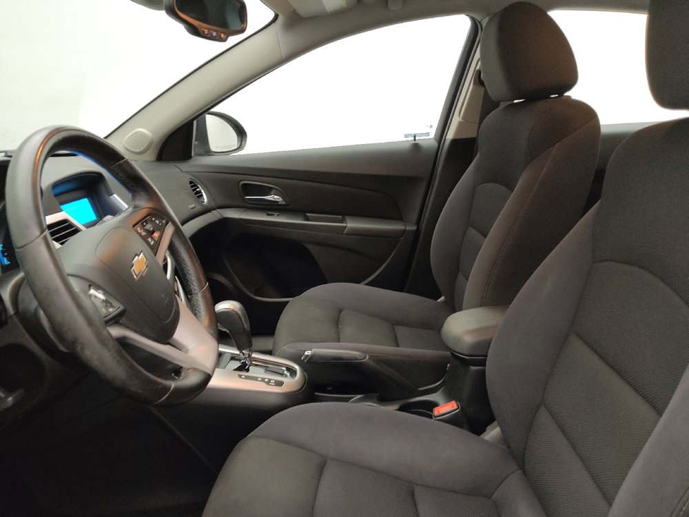Used 2014 Chevrolet Cruze LT FWD image 17