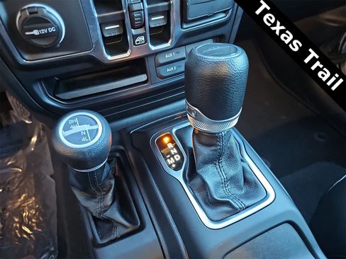 Used 2023 Jeep Gladiator Sport image 21