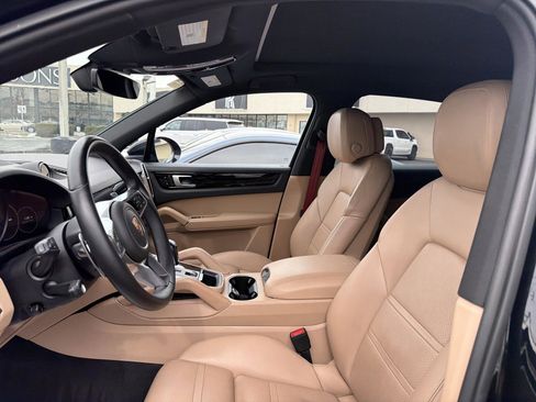 Used 2019 Porsche Cayenne image 7