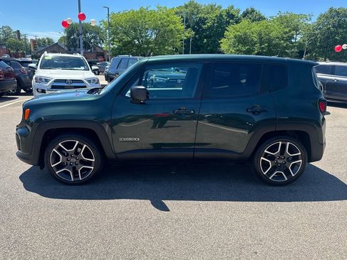 Used 2021 Jeep Renegade Sport FWD image 4