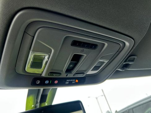 Used 2022 GMC Sierra 2500 SLT image 10