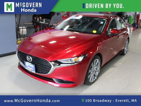 Used 2023 MAZDA MAZDA3 s FWD image 1