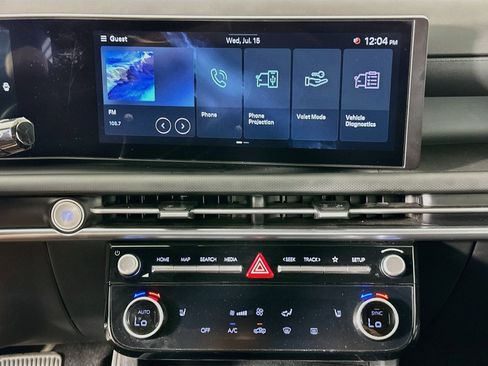 Used 2025 Hyundai Santa Cruz SEL FWD image 23