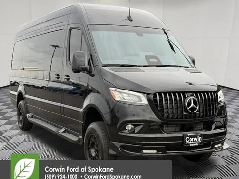 Used 2025 Mercedes-Benz Sprinter 2500 image 1