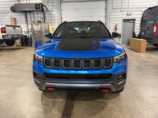 Certified 2024 Jeep Compass Trailhawk w/ Trailhawk Elite Group AWD/4WD image 37