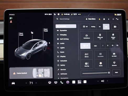 Used 2021 Tesla Model 3 Standard Range Plus RWD image 21