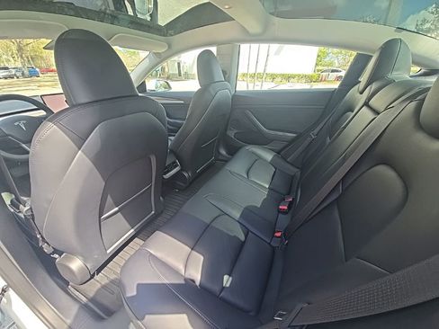 Used 2023 Tesla Model 3 Standard Range image 22