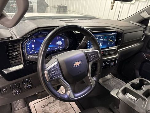 Used 2024 Chevrolet Silverado 3500 LT image 23