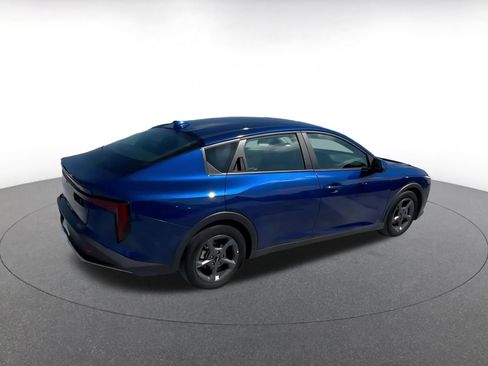 Used 2025 Kia K4 LXS FWD image 15