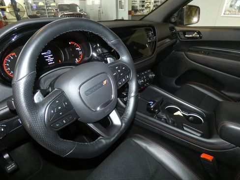 Used 2024 Dodge Durango GT image 8