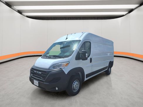 New 2026 RAM ProMaster 2500 w/ Convenience Group image 3