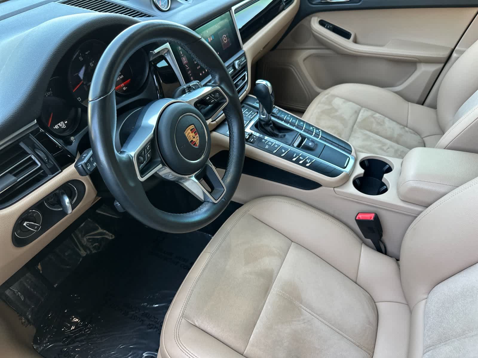 Used 2019 Porsche Macan AWD/4WD image 4