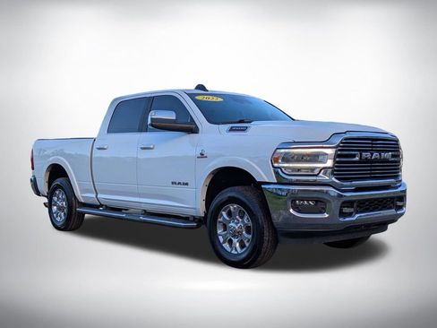 Used 2022 RAM 3500 Laramie AWD/4WD image 2