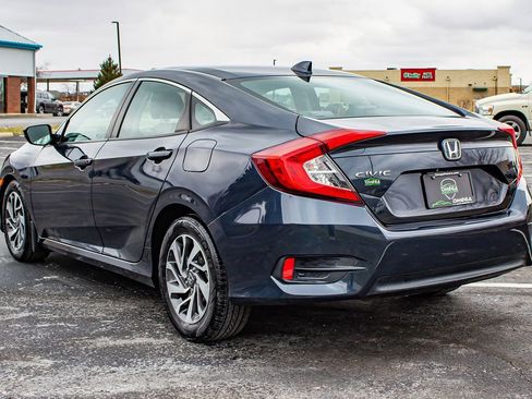 Used 2018 Honda Civic EX image 7