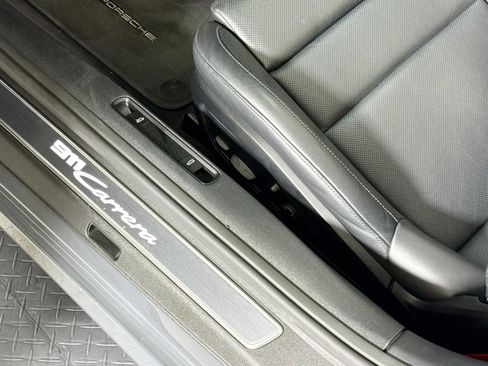 Certified 2025 Porsche 911 Carrera RWD image 23
