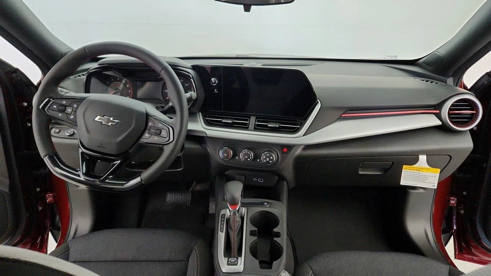 Used 2025 Chevrolet Trax RS w/ Driver Confidence Package FWD image 23