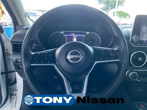 Used 2024 Nissan Sentra SV FWD image 32