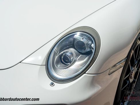 Used 2012 Porsche 911 Cabriolet image 31