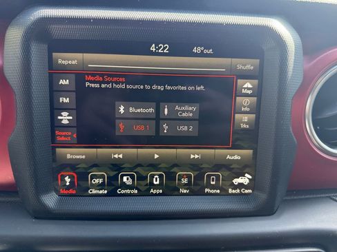 Used 2023 Jeep Wrangler Rubicon image 17