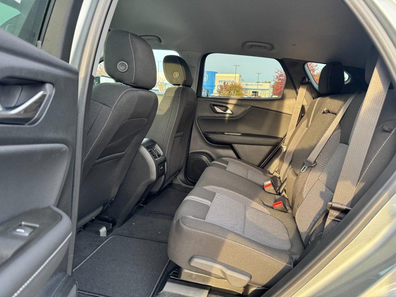 New 2026 Chevrolet Blazer LT w/ Convenience Package FWD image 31