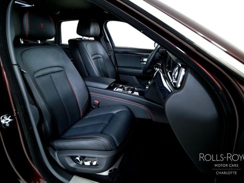 Used 2026 Rolls-Royce Ghost AWD/4WD image 32