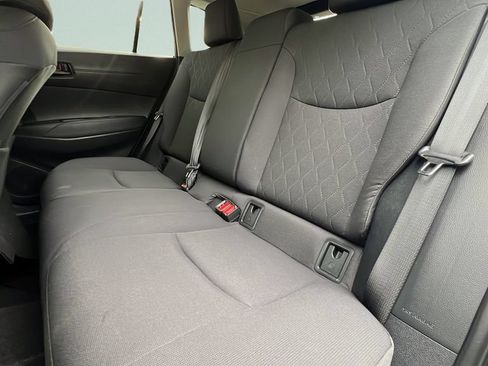 Used 2023 Toyota Corolla Cross LE FWD image 10