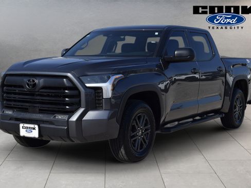 Used 2025 Toyota Tundra SR5 w/ SX Package RWD image 1