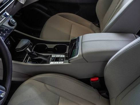 Certified 2025 Hyundai Tucson SEL FWD image 20