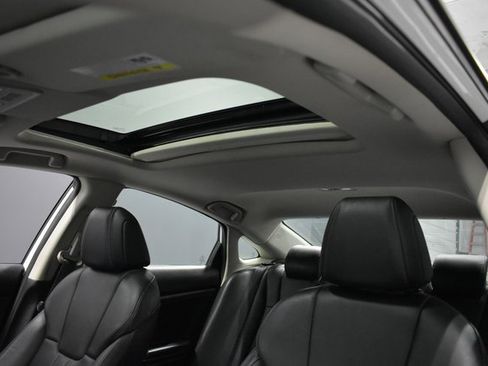 Used 2022 Honda Insight Touring image 15