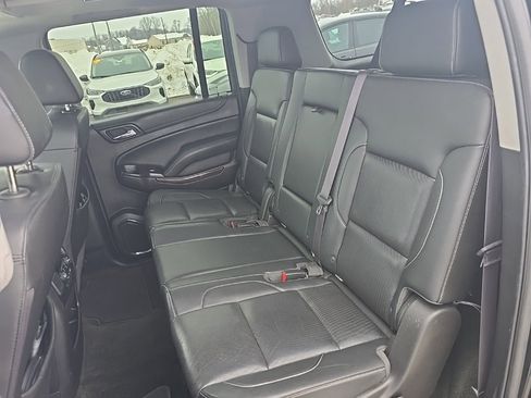 Used 2017 GMC Yukon XL SLT w/ Open Road Package image 23